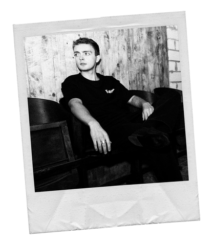 FLAYM Oversized T-Shirt Schwarz (...but different)